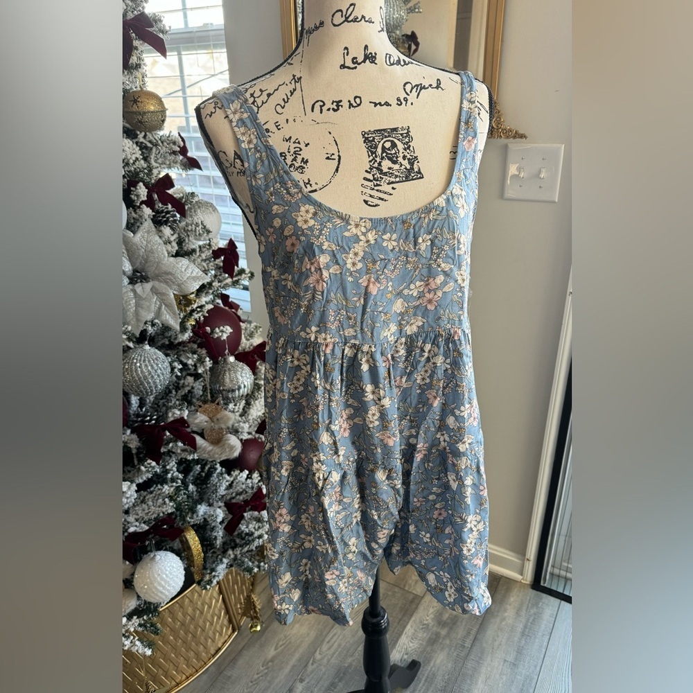 Impressions jumpsuit Sleeveless, floral print, pattern, blue, flared leg cut